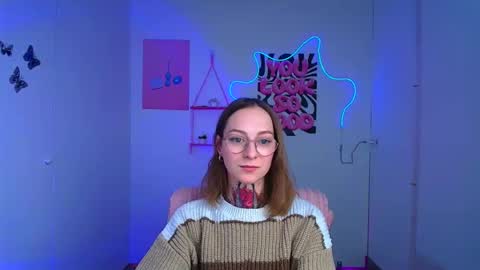 Snapshot of alexa_kittie chatting on 02.10.26 Alexa online show from 02.10.26