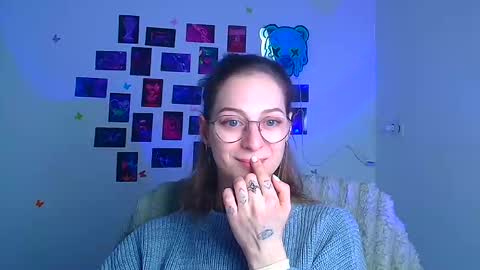 Snapshot of alexa_kittie chatting on 03.03.26 Alexa online show from 03.03.26