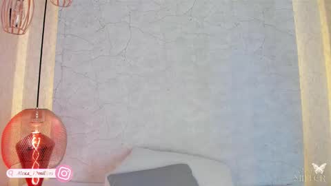 Alexa Millers online show from 02.05.26