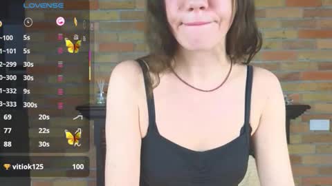 Snapshot of alexa_stoun chatting on 03.18.26 Alexa online show from 03.18.26