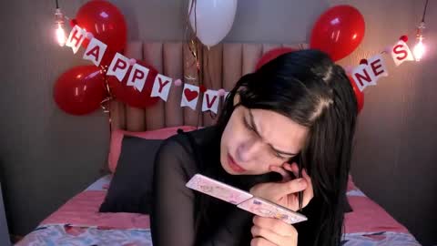 Alexa Thaylor online show from 02.18.25