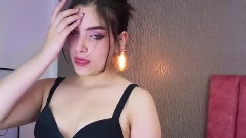 Alexa Thaylor online show from 04.10.26