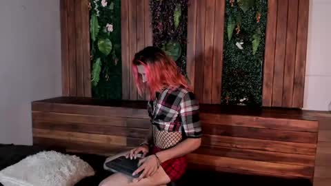 alexa_vandercloude online show from 01.21.25