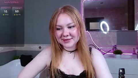 Snapshot of alexaabee chatting on 05.14.26 alexaabee online show from 05.14.26