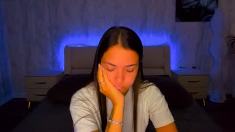 Snapshot of alexabarkley chatting on 07.08.26 angel online show from 07.08.26