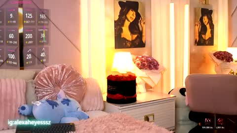 Snapshot of alexaheyess chatting on 04.28.26 Alexa online show from 04.28.26