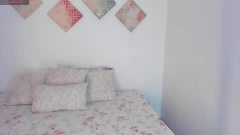 Snapshot of alexalovecastle1 chatting on 12.05.25 Alexandra Castillo online show from 12.05.25