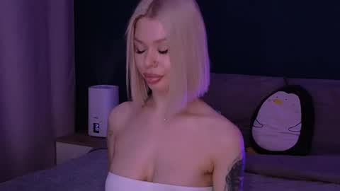 Alexa Mason online show from 02.28.25