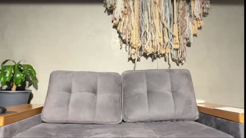 Snapshot of alexanddani chatting on 01.07.25 Alex Dani online show from 01.07.25