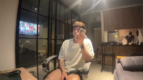 Snapshot of alexanddani chatting on 01.12.25 Alex Dani online show from 01.12.25