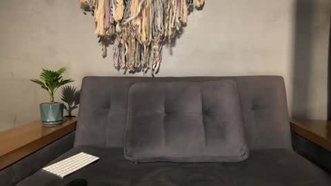 Snapshot of alexanddani chatting on 09.14.25 Alex Dani online show from 09.14.25