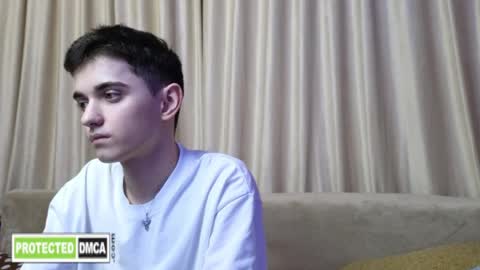 Snapshot of alexander_18_xxl chatting on 04.15.26 Alexander online show from 04.15.26