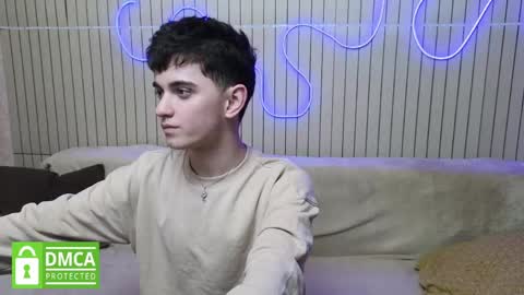 Snapshot of alexander_18_xxl chatting on 05.19.26 Alexander online show from 05.19.26