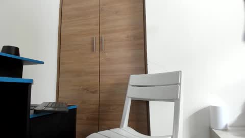 alexander__lips online show from 10.14.25