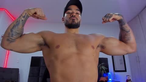 Onlyfansalexmartinezwb  Instagram alexwbmartinez  Twitter martinezcb937 online show from 12.22.24