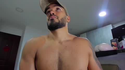 Onlyfansalexmartinezwb  Instagram alexwbmartinez  Twitter martinezcb937 online show from 01.08.25