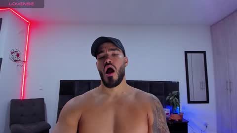 Onlyfansalexmartinezwb  Instagram alexwbmartinez  Twitter martinezcb937 online show from 01.17.25