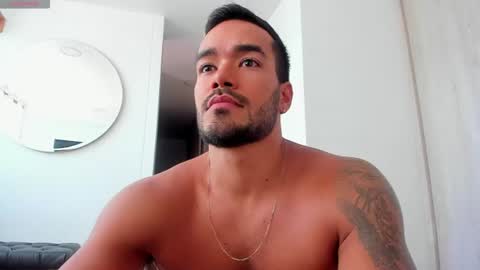 Snapshot of alexander_martines chatting on 06.17.26 Onlyfansalexmartinezwb Instagram alexwbmartinez Twitter martinezcb937 online show from 06.17.26