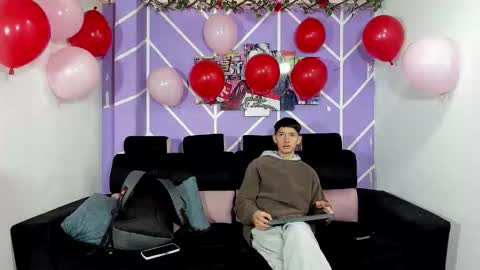 chicos hot online show from 02.15.26