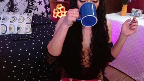 Snapshot of alexandra_jonas chatting on 05.12.26 alexandra_jonas online show from 05.12.26
