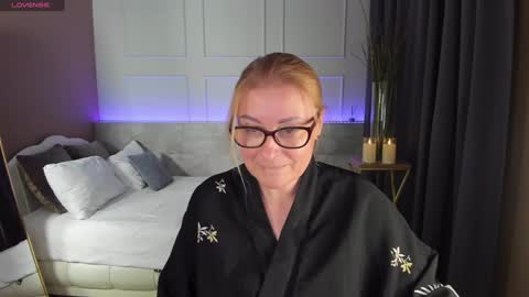 Alexandra online show from 12.11.24