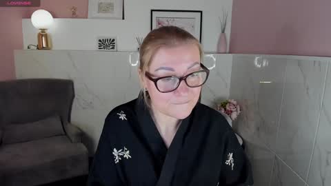 Alexandra online show from 12.26.24