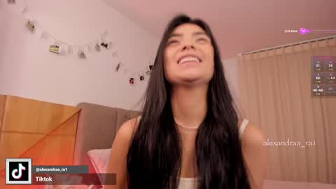 Alexandra Rodriguez online show from 11.06.25