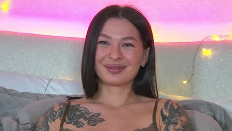 AlexandraBloom online show from 01.13.25