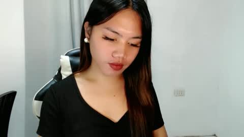 Snapshot of alexandralovely_9 chatting on 10.17.25 Andrea online show from 10.17.25
