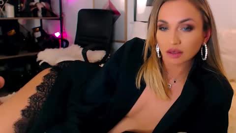 Snapshot of alexandrawooow chatting on 05.05.26 alexandrawooow online show from 05.05.26