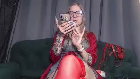 Alexandra online show from 04.14.26