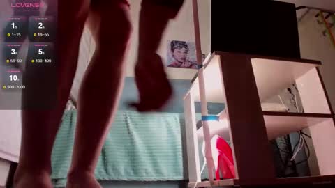 AlexaStevens online show from 10.30.25