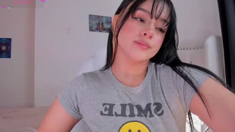 lexandra  online show from 02.06.25