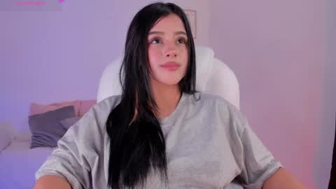 lexandra  online show from 02.25.25