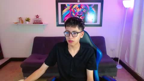 Snapshot of alexcum_18 chatting on 06.16.26 alex online show from 06.16.26