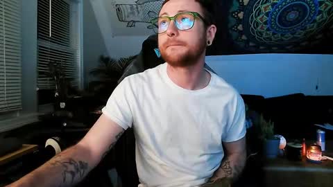 Snapshot of alexfoxxe chatting on 12.26.24 alexfoxxe online show from 12.26.24