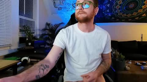 Snapshot of alexfoxxe chatting on 12.27.24 alexfoxxe online show from 12.27.24