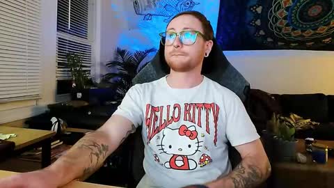 Snapshot of alexfoxxe chatting on 01.04.25 alexfoxxe online show from 01.04.25