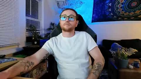 Snapshot of alexfoxxe chatting on 01.08.25 alexfoxxe online show from 01.08.25