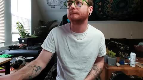 Snapshot of alexfoxxe chatting on 01.11.25 alexfoxxe online show from 01.11.25