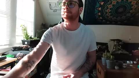 Snapshot of alexfoxxe chatting on 01.12.25 alexfoxxe online show from 01.12.25