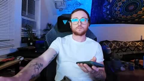 Snapshot of alexfoxxe chatting on 01.18.25 alexfoxxe online show from 01.18.25