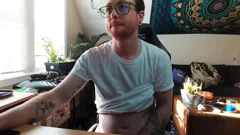 Snapshot of alexfoxxe chatting on 01.22.25 alexfoxxe online show from 01.22.25