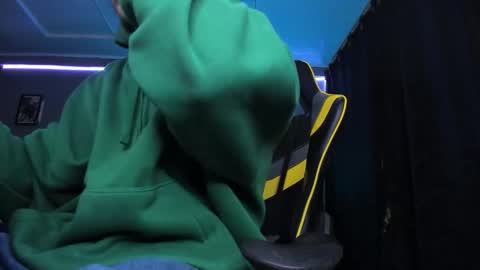 Snapshot of alexgiraldo__ chatting on 10.03.25 alexgiraldo__ online show from 10.03.25