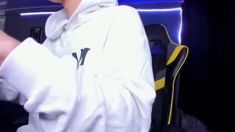 alexgiraldo__ online show from 11.04.25