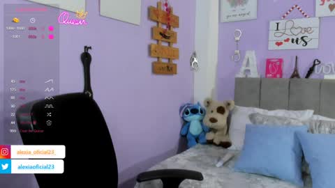 Snapshot of alexia_fit23 chatting on 04.28.26 Alexia online show from 04.28.26