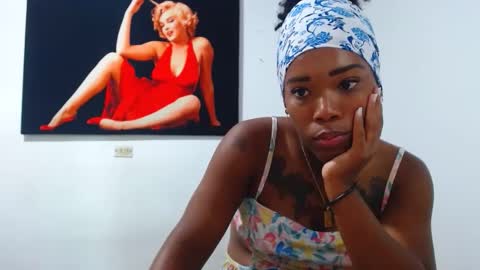 Snapshot of alexia_sinclaire24 chatting on 10.03.25 alexia_sinclaire24 online show from 10.03.25