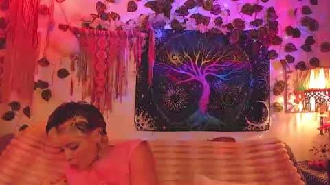 Snapshot of alexiafisher_ chatting on 07.18.26 Alex online show from 07.18.26