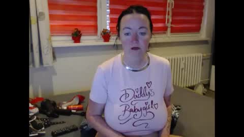 Snapshot of alexie33 chatting on 05.04.26 alexie33 online show from 05.04.26