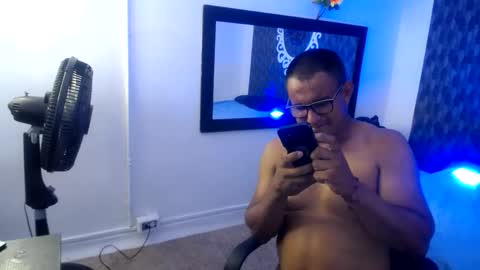 Snapshot of alexis__123 chatting on 09.22.25 Alexis online show from 09.22.25